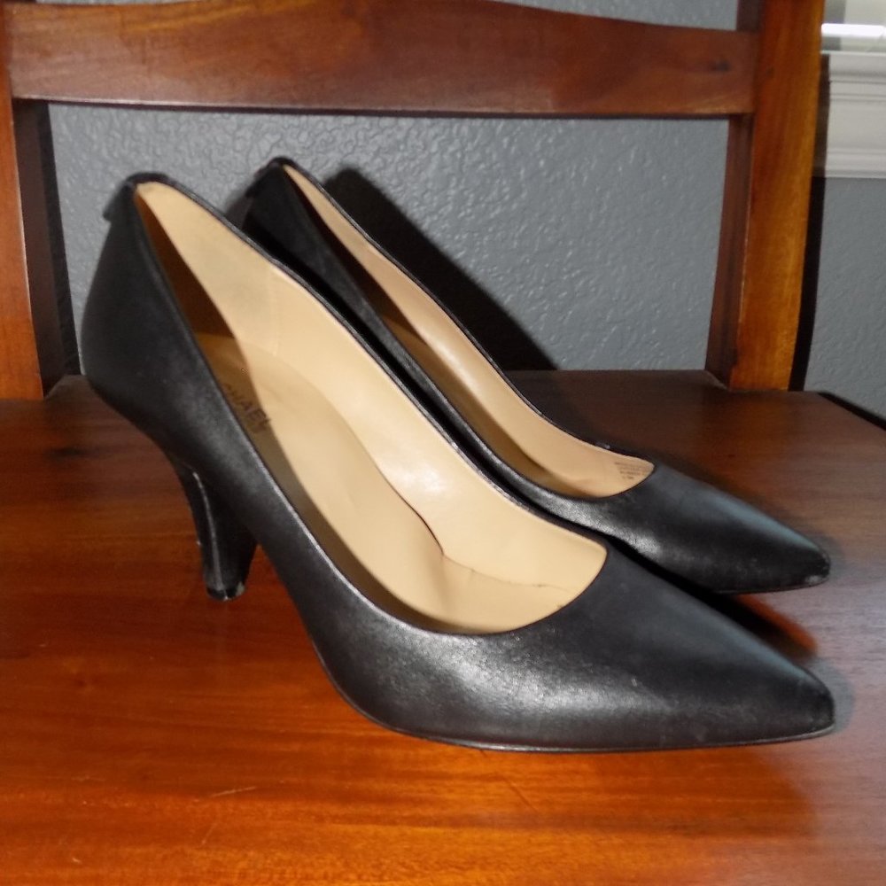 Black Michael Kors Leather Pump Heels